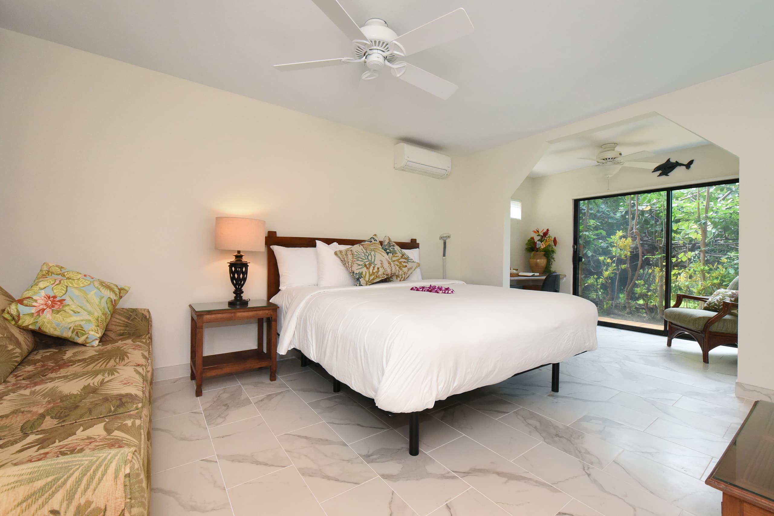 Condo in Kihei · ★4.67 · 1 bedroom · 2 beds · 2 baths - Image 14