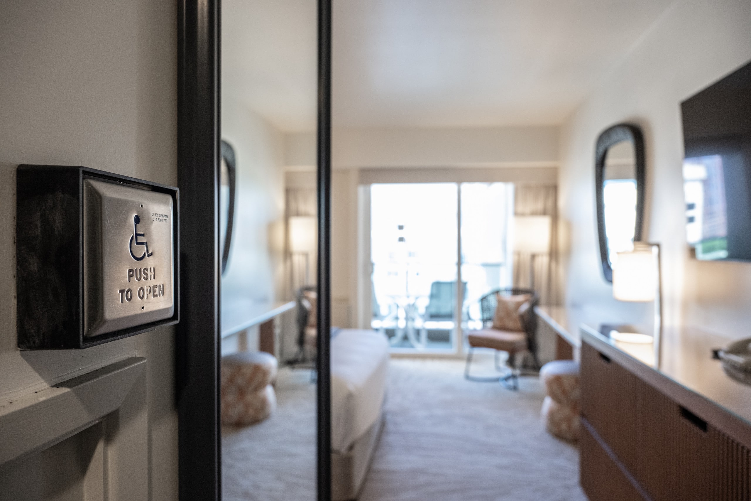 Condo in Honolulu · ★4.11 · 1 bedroom · 1 bed · 1 private bath - Image 7