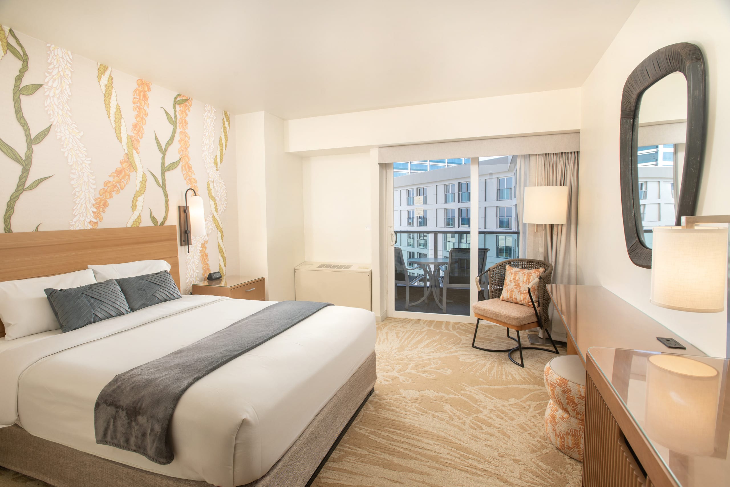 Condo in Honolulu · ★4.11 · 1 bedroom · 1 bed · 1 private bath - Image 1