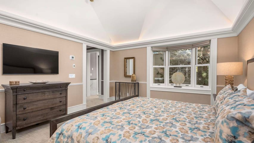 Snowmass Vacations managed Airbnb listing 1