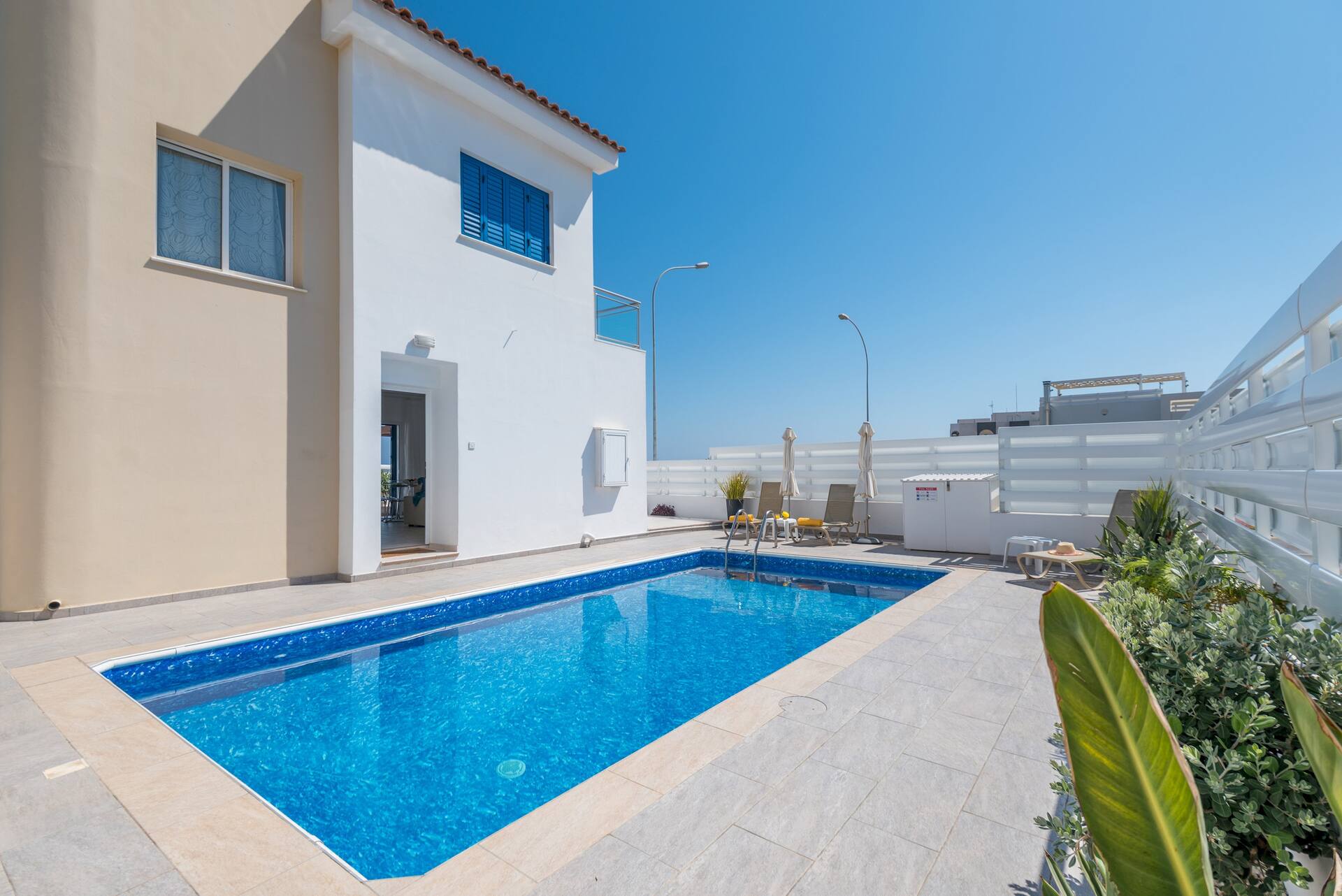 Narcissos Bay View Villa — photo 1