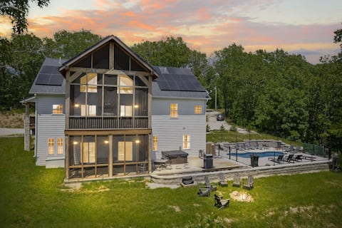 Mini Resort-Pvt Pool & HotTub-20 Acres-Games