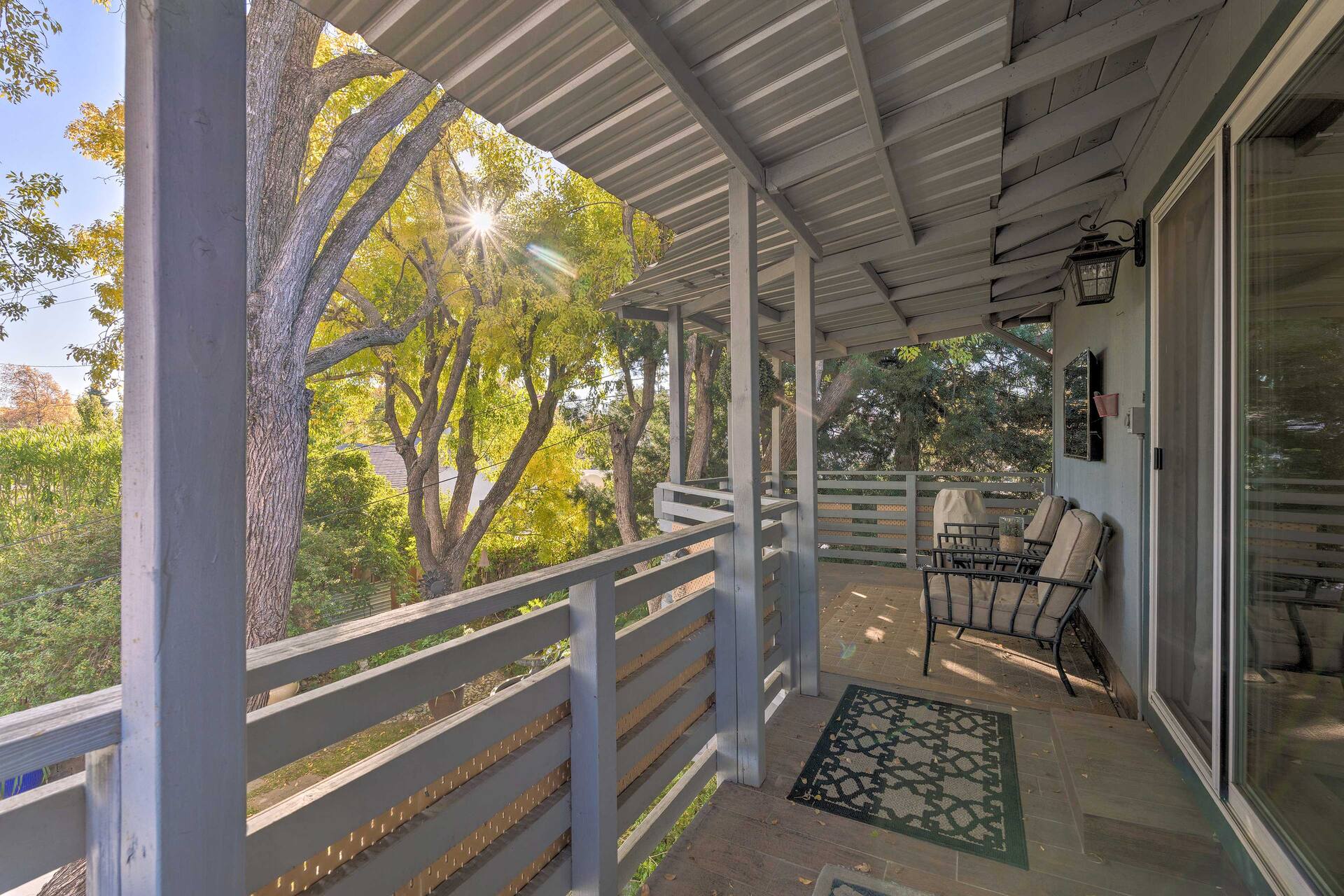 Luxurious Downtown Lodi Apartment in Wine Country! — photo 3