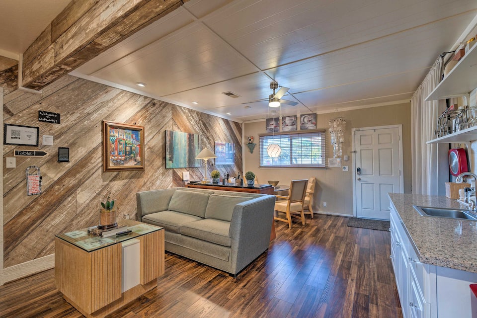 Luxurious Downtown Lodi Apartment in Wine Country! — photo 1
