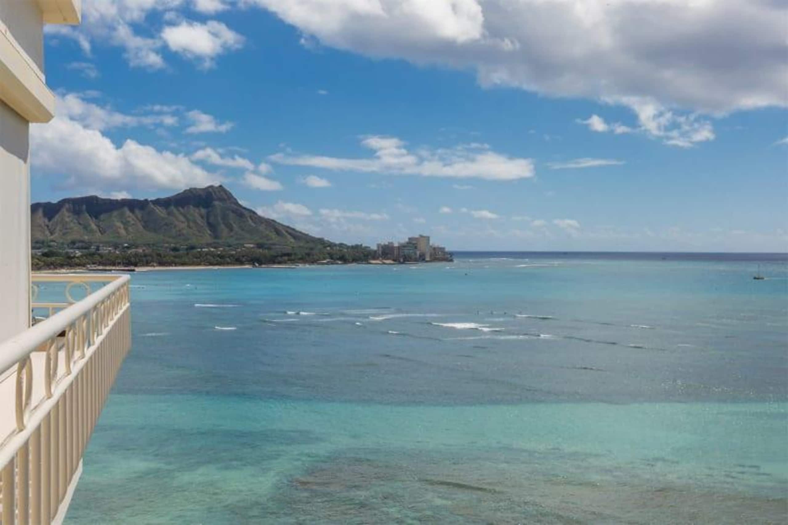 Condo in Honolulu · ★4.8 · 2 bedrooms · 3 beds · 2 shared baths - Image 25