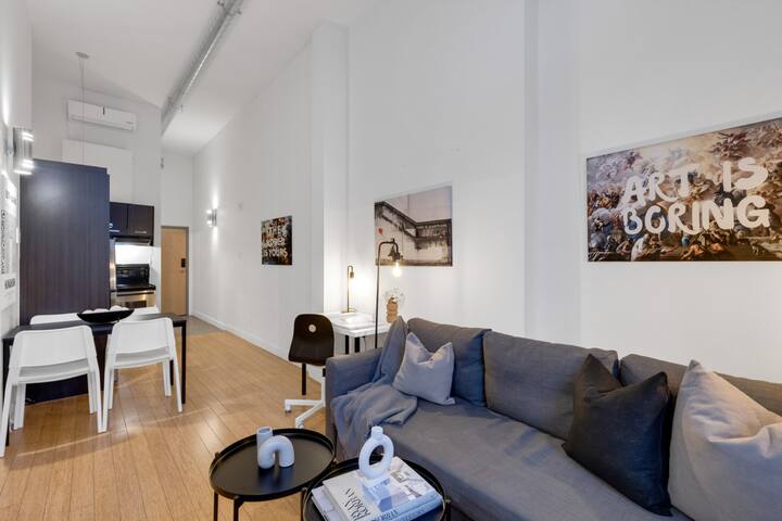 LiV MTL Main-307 Superior 2BR Suite Near Downtown