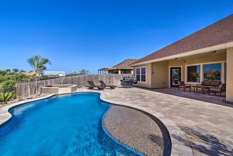 South Padre Paradise w/ Saltwater Pool Near Golf!