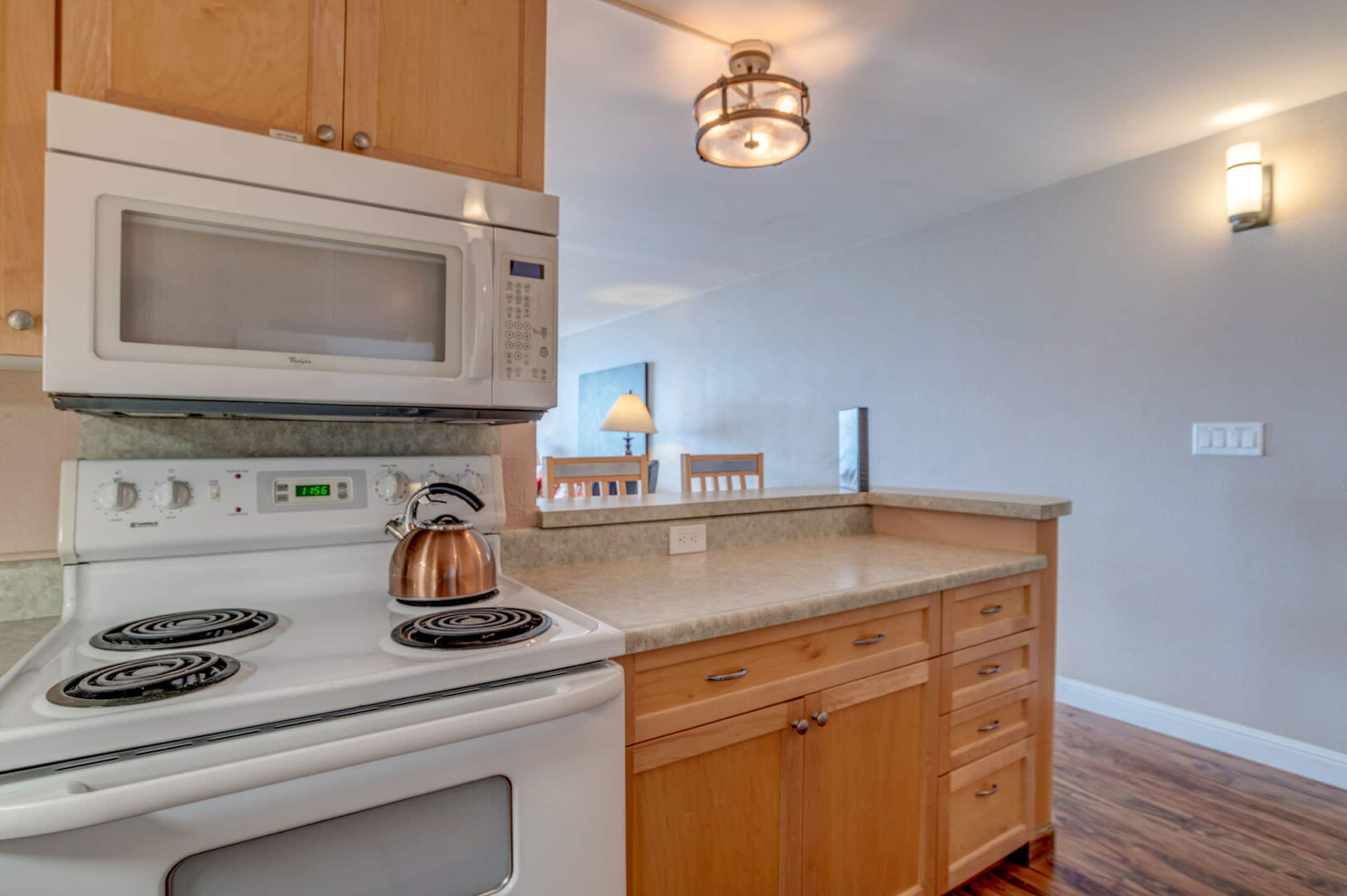 Condo in Wailuku · ★4.74 · 2 bedrooms · 3 beds · 2 private baths - Image 19