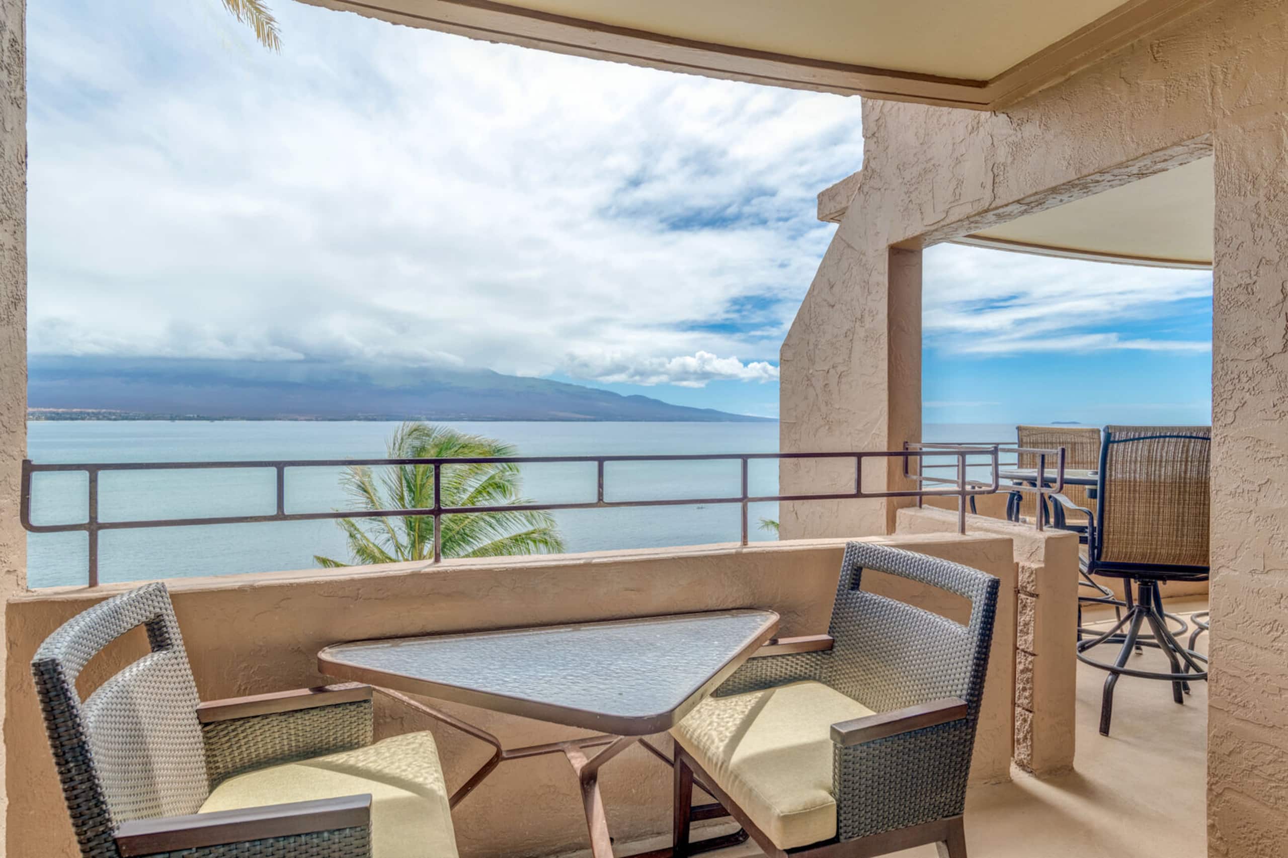 Condo in Wailuku · ★4.74 · 2 bedrooms · 3 beds · 2 private baths - Image 10