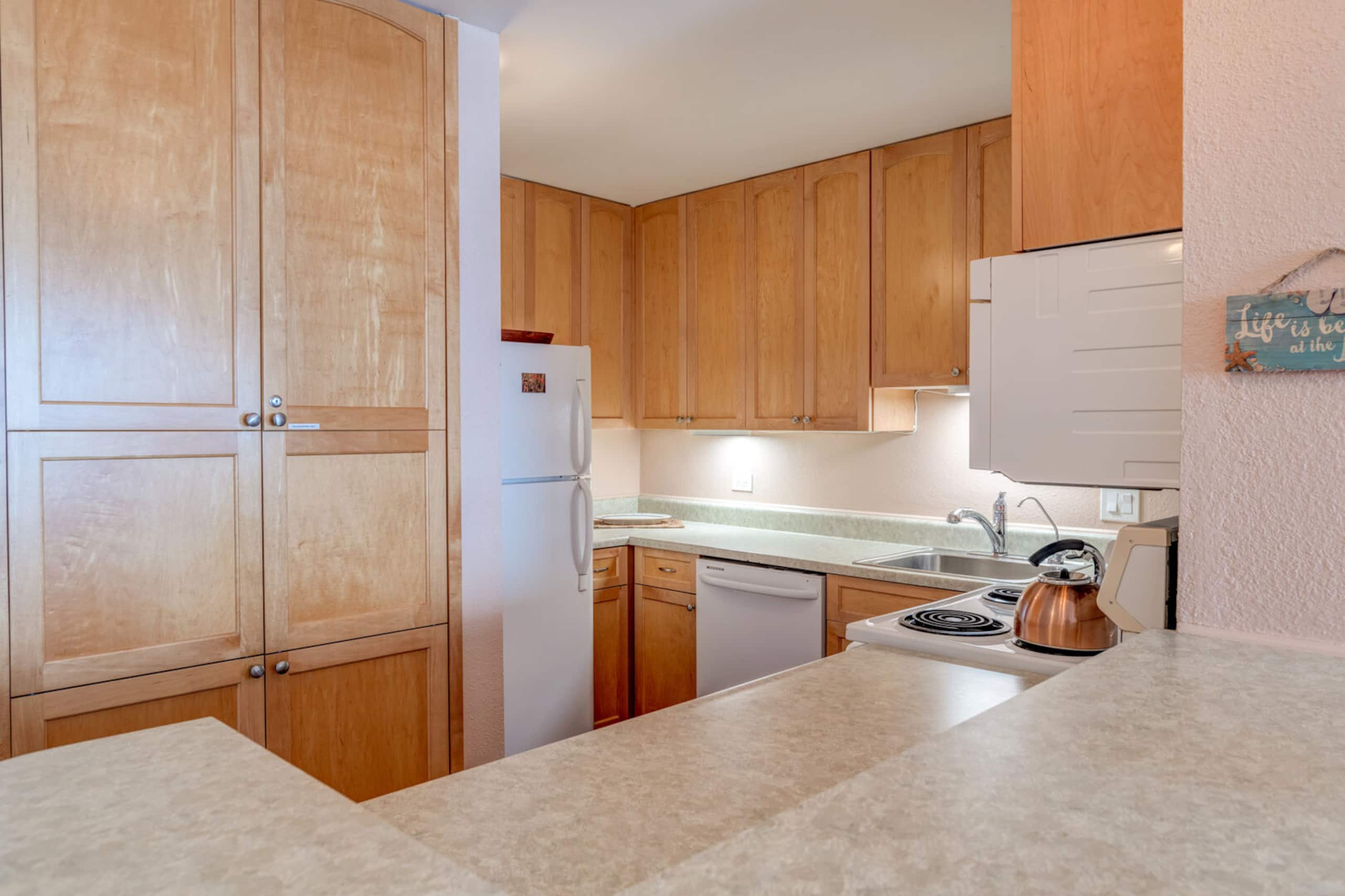 Condo in Wailuku · ★4.74 · 2 bedrooms · 3 beds · 2 private baths - Image 16