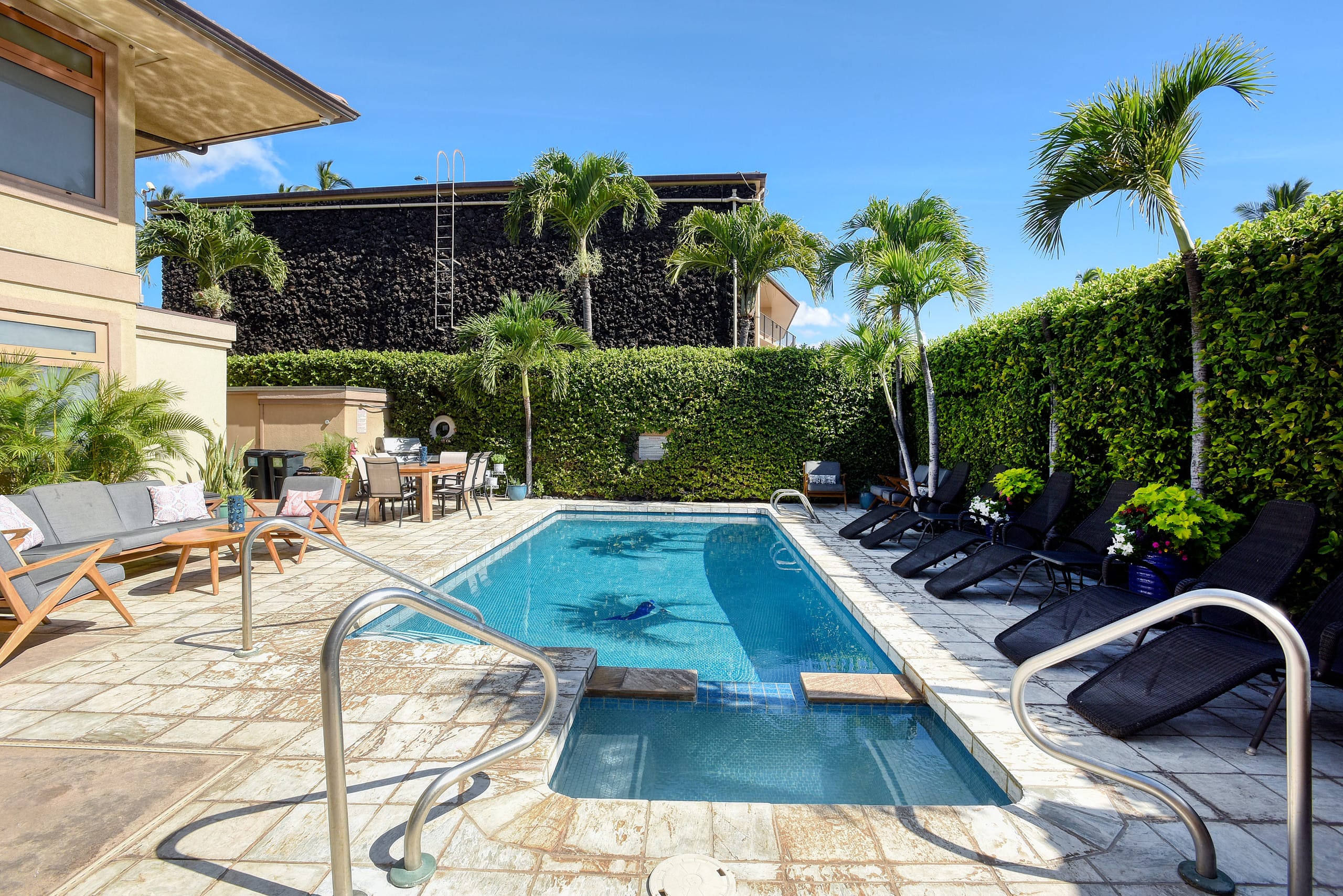 Condo in Kihei · ★4.89 · 3 bedrooms · 3 beds · 3 baths - Image 33