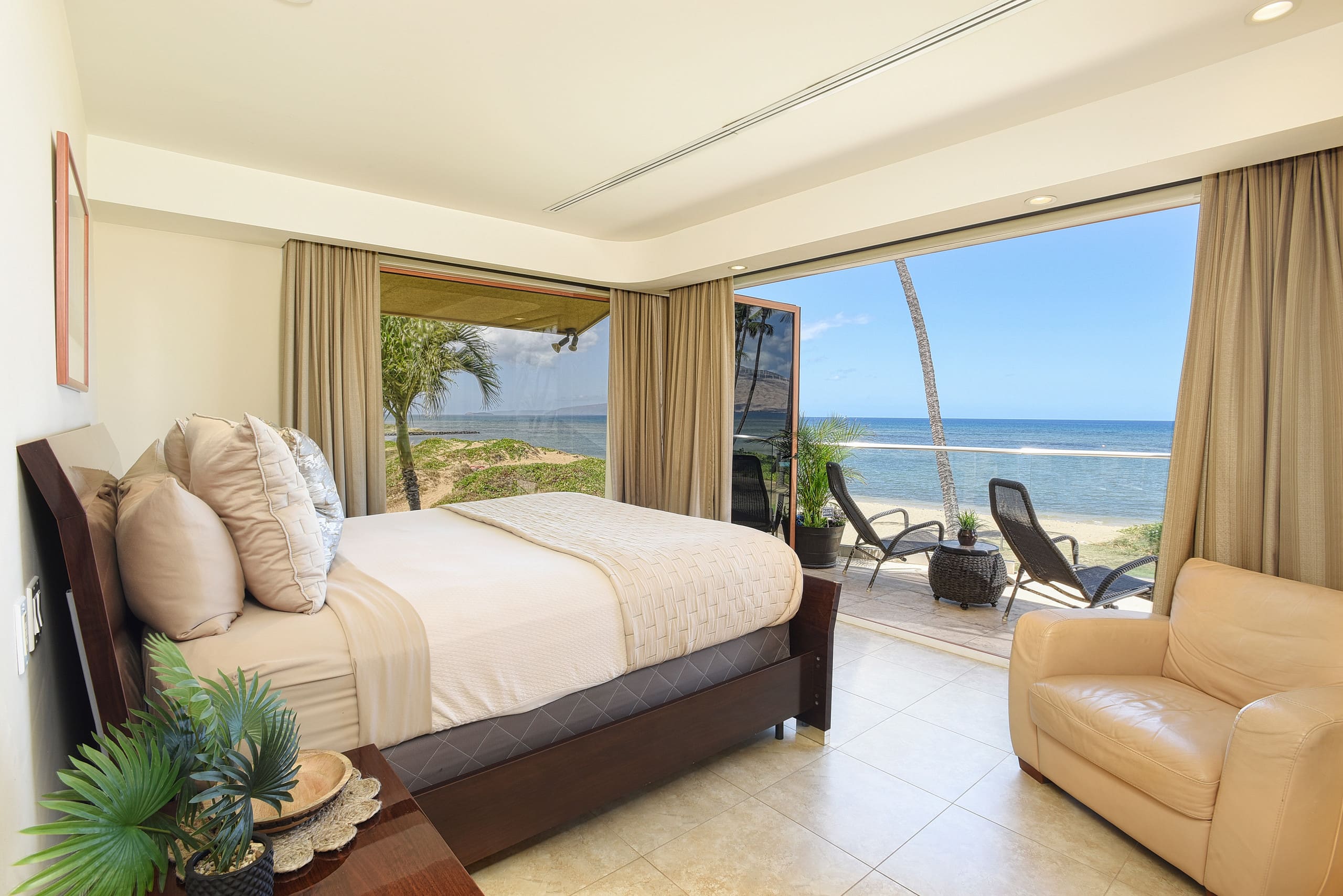 Condo in Kihei · ★4.89 · 3 bedrooms · 3 beds · 3 baths - Image 2
