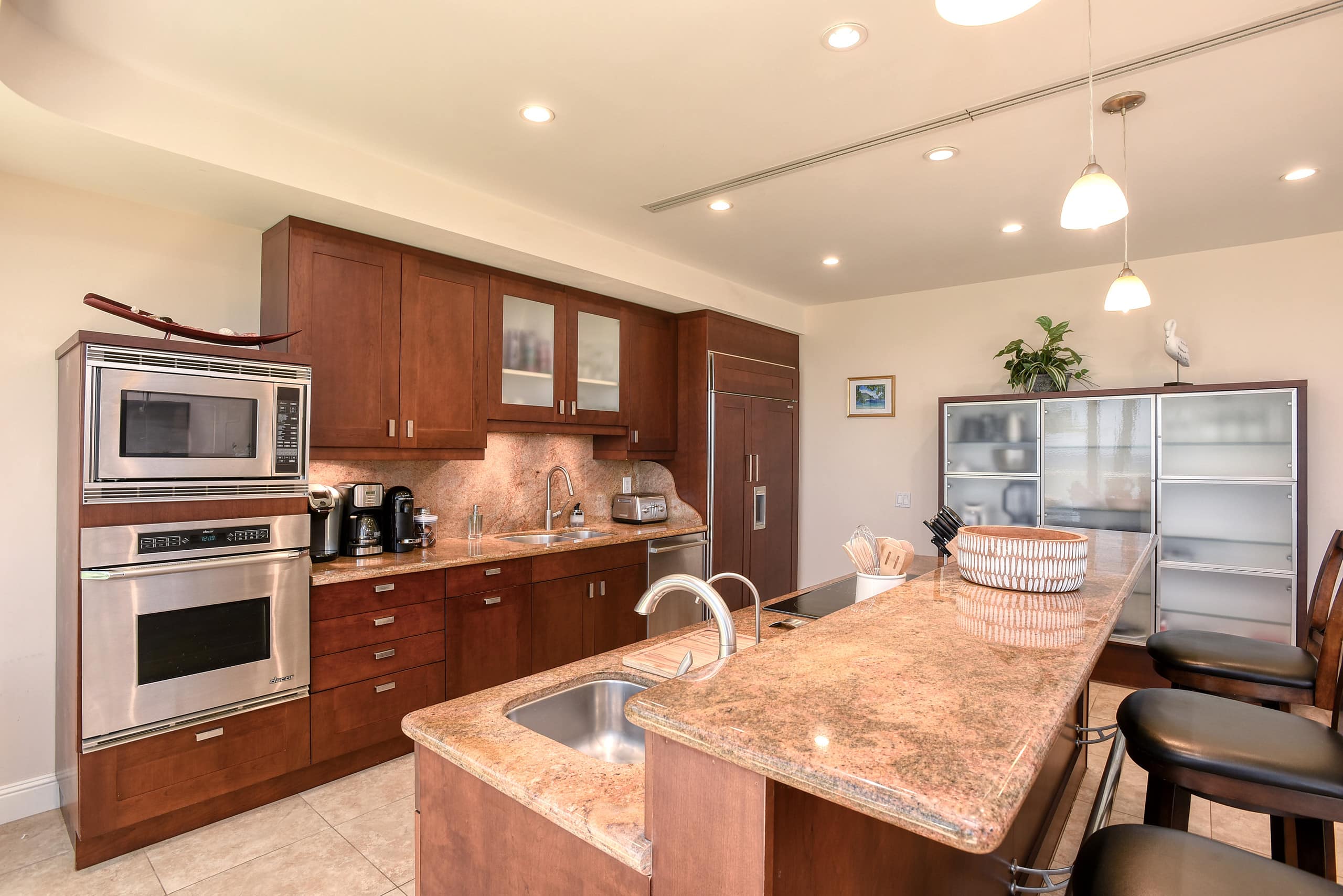Condo in Kihei · ★4.89 · 3 bedrooms · 3 beds · 3 baths - Image 13
