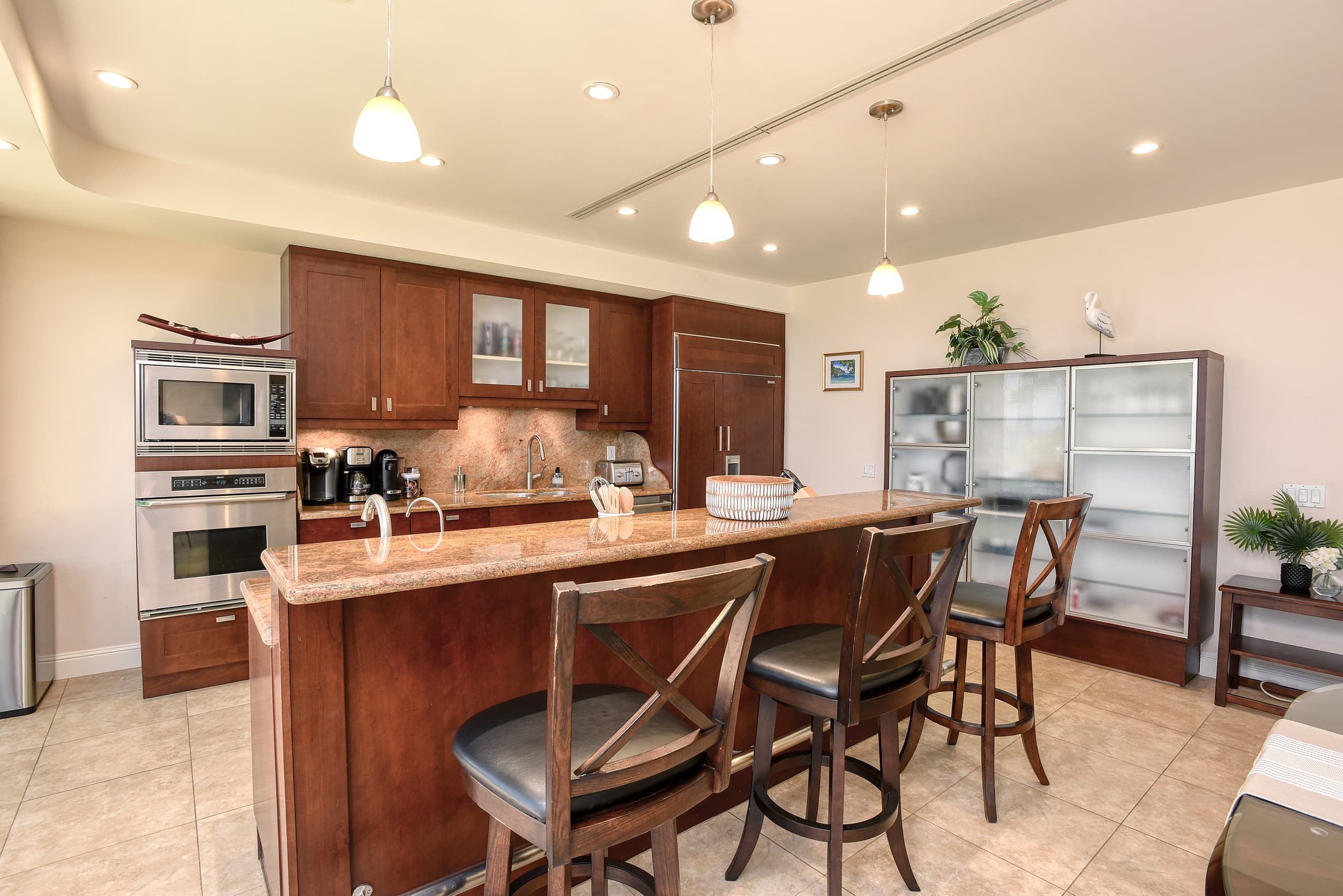 Condo in Kihei · ★4.89 · 3 bedrooms · 3 beds · 3 baths - Image 12