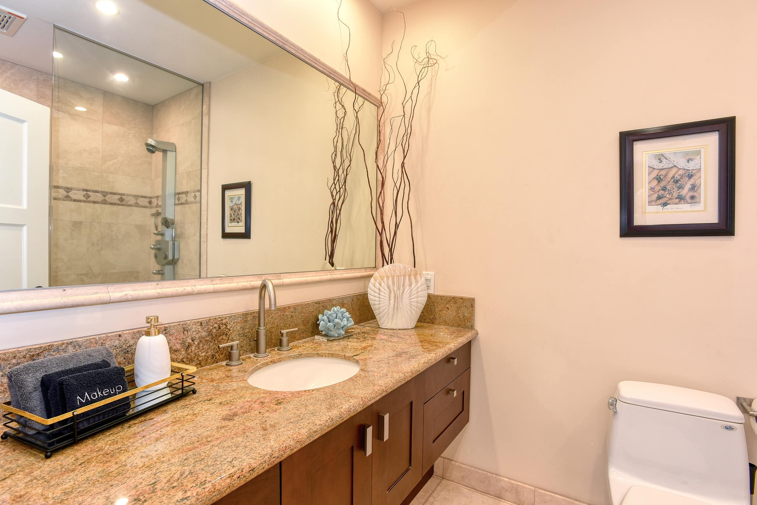 Condo in Kihei · ★4.89 · 3 bedrooms · 3 beds · 3 baths - Image 26