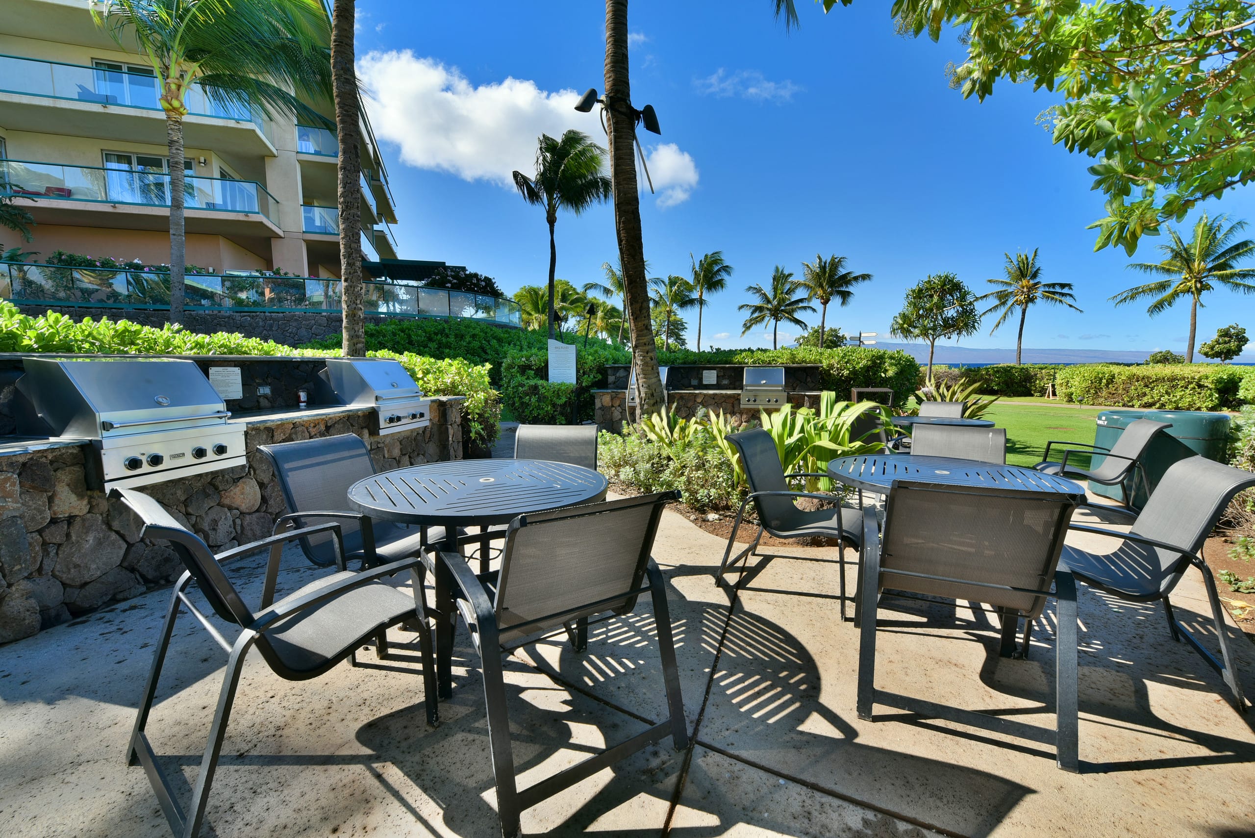Condo in Lahaina · ★4.69 · 1 bedroom · 2 beds · 1 bath - Image 17