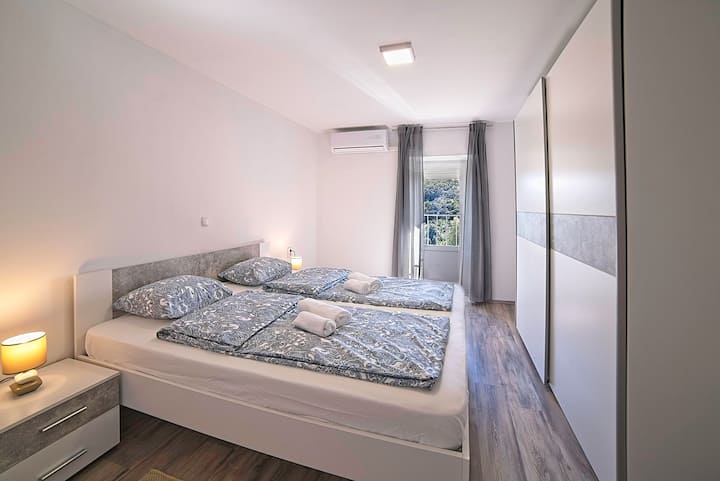 Chambre 2, Surface : 14 m²