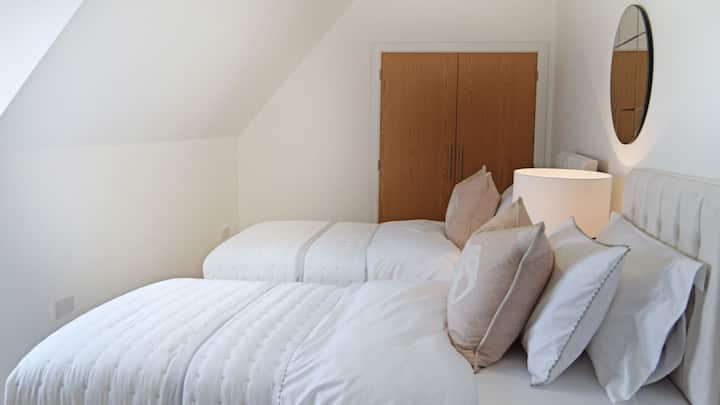 Chumba cha 3 cha kulala, pacha, Nyumba ya shambani ya Hawthorn, Mapumziko ya Bolthole