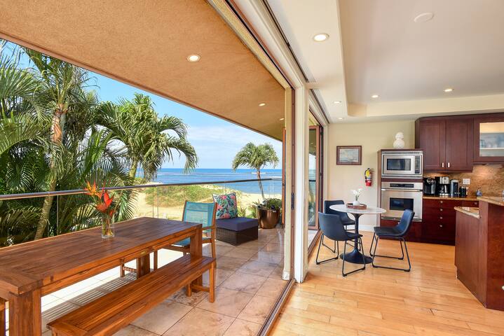 Aloha Villas 3, Oceanfront Townhouse, Steps to The gallery image 4