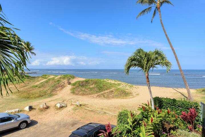 Aloha Villas 3, Oceanfront Townhouse, Steps to The gallery image 3