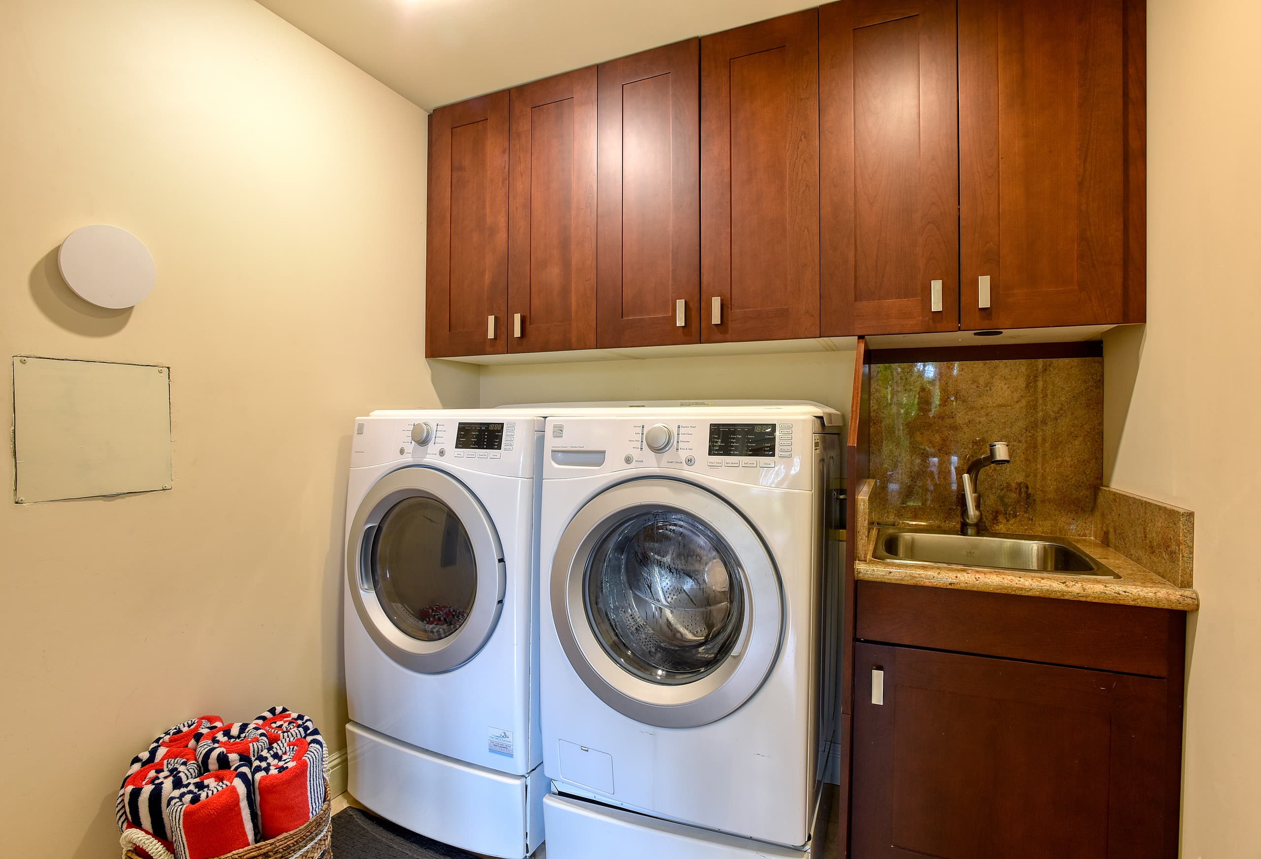 Condo in Kihei · ★4.89 · 3 bedrooms · 3 beds · 3 baths - Image 27