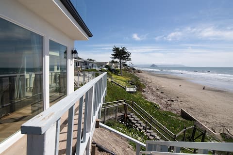 Oceanfront Cayucos Home Remodeled as of 2023!