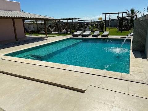 House 4 bedrooms 2 Lofts Pool