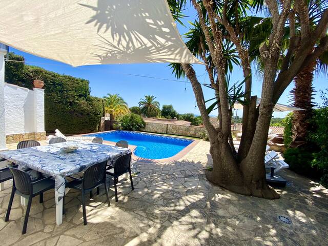 Villenpark Playa Arena House Villa Paradise- GROUP OF YOUNG PEOPLE NOT ALLOWED gallery image 4