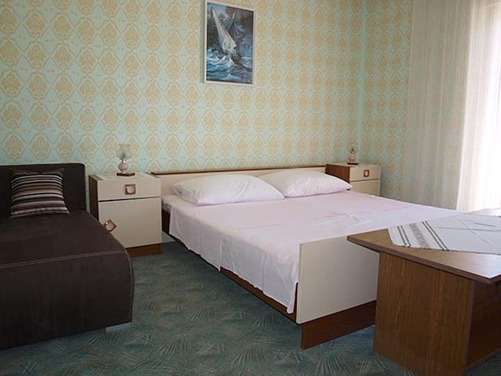 חדר שינה 2, שטח: 14 מ"ר