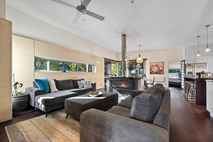 Banyandah | Dog Friendly | Family Groups Welcome gallery image 2