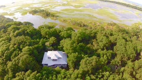 Welcome to Saltmarsh Retreat