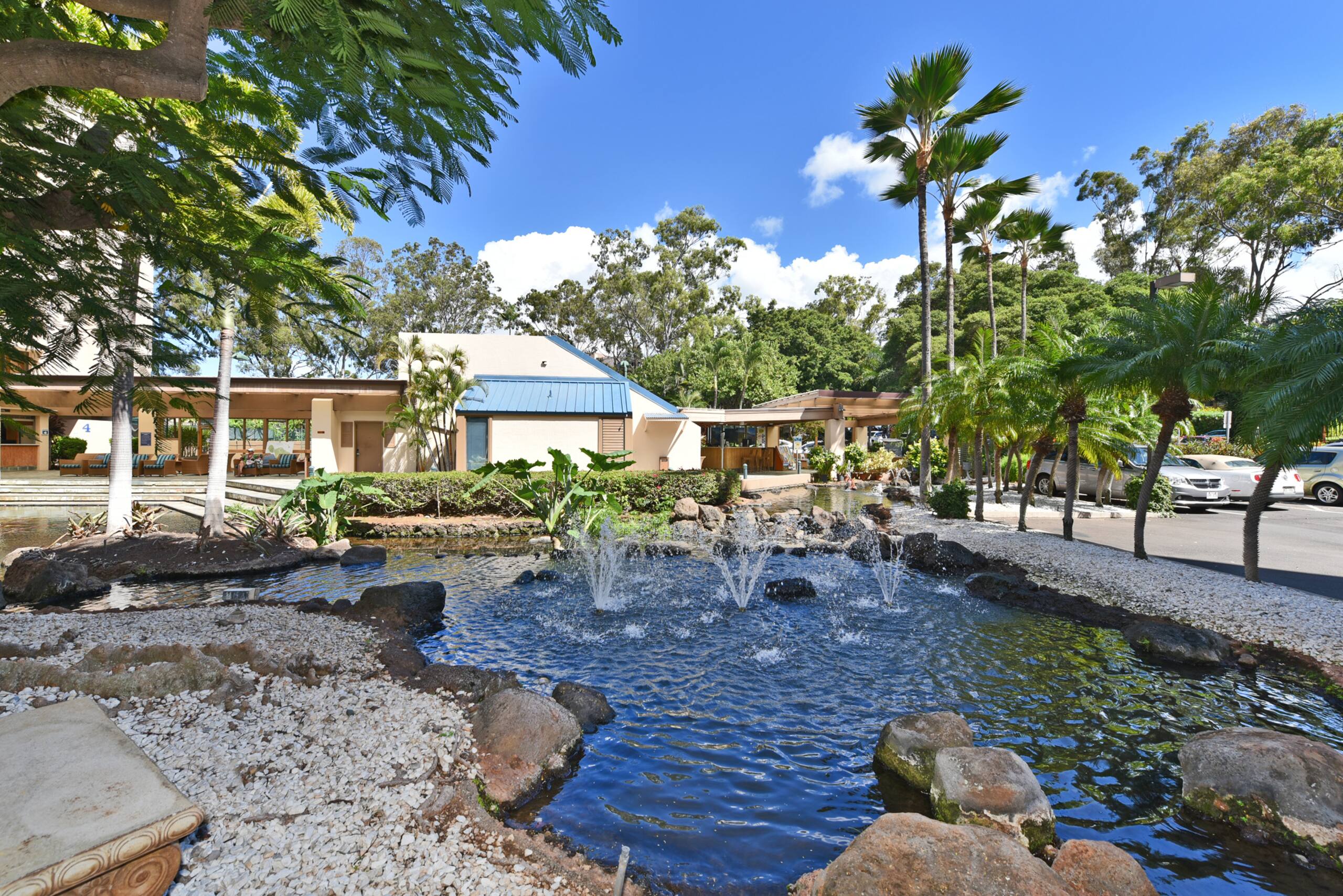 Condo in Lahaina · ★4.65 · 2 bedrooms · 4 beds · 2 baths - Image 44