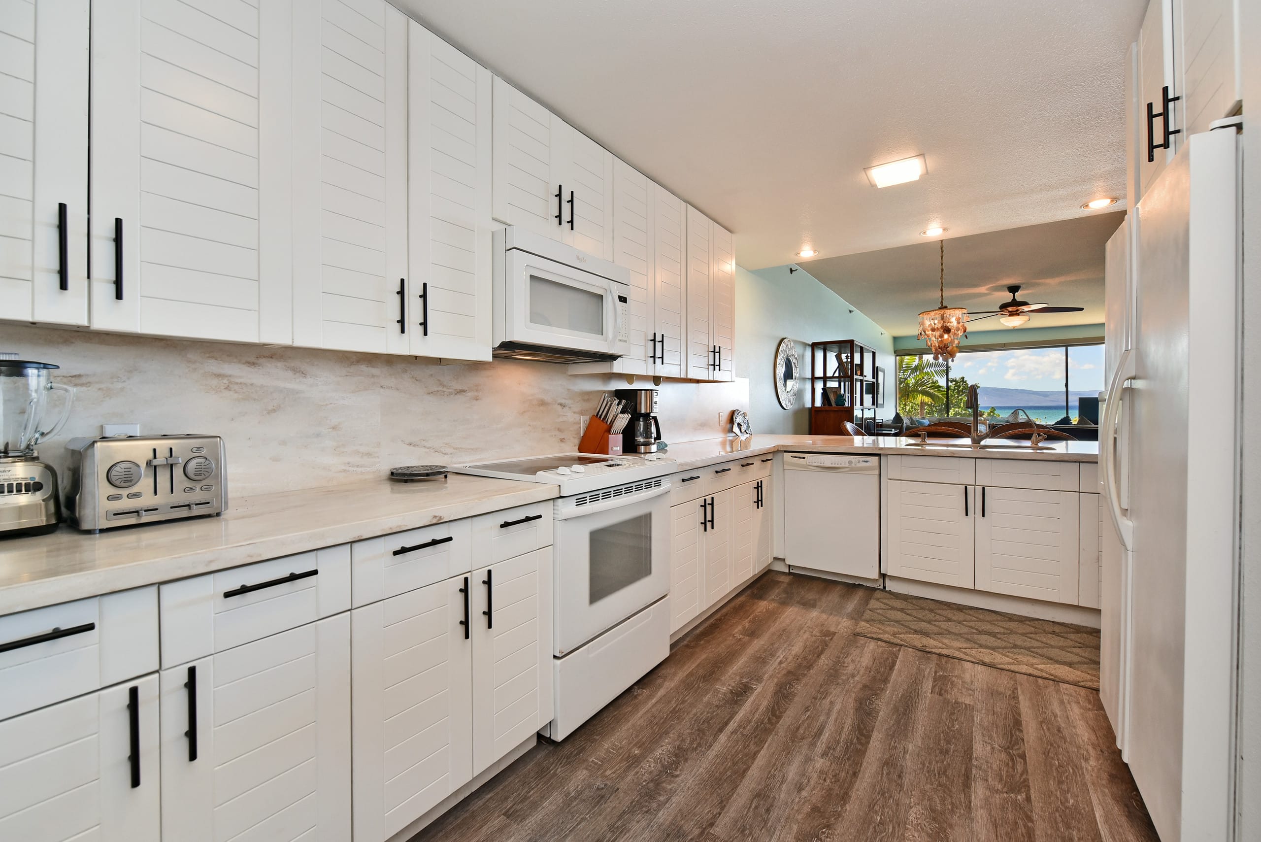 Condo in Lahaina · ★4.65 · 2 bedrooms · 4 beds · 2 baths - Image 5