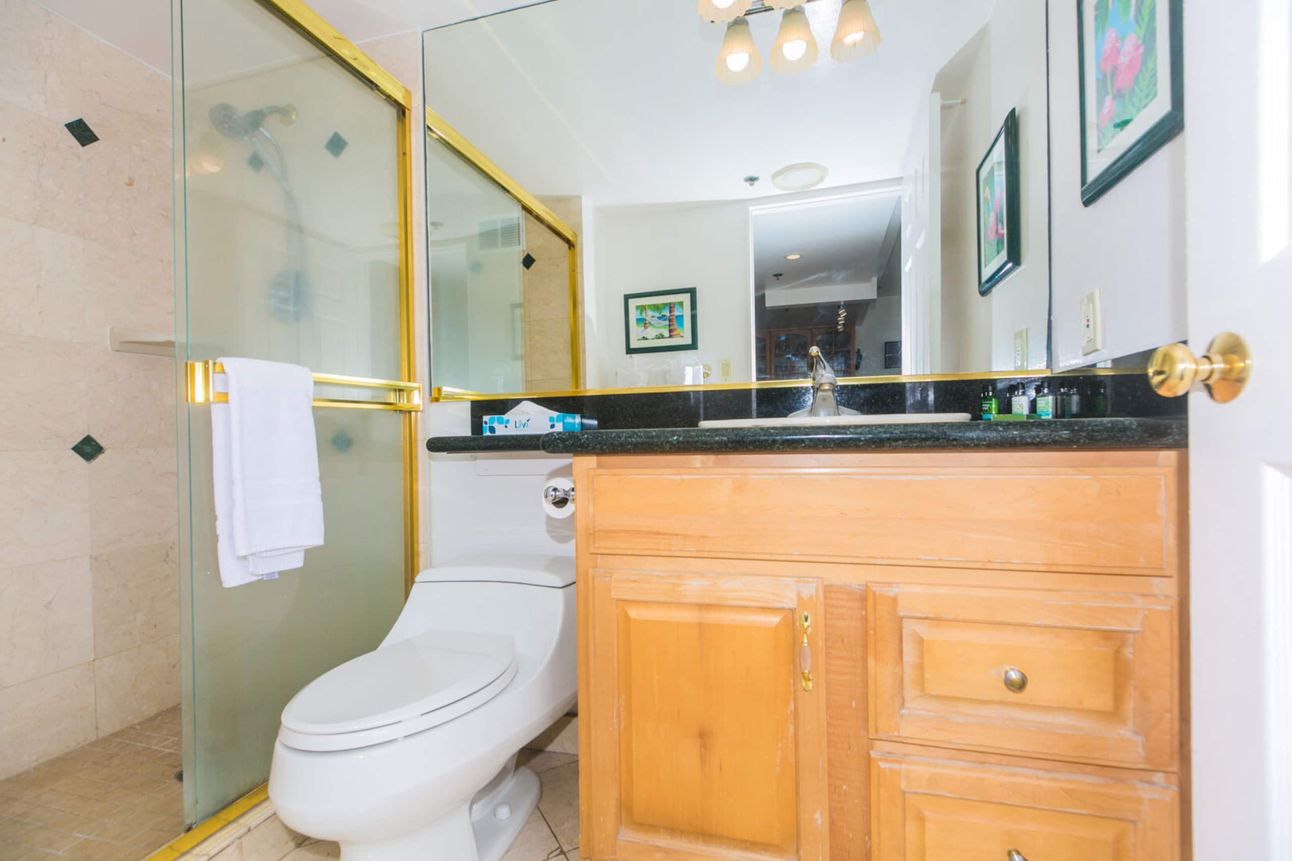 Condo in Honolulu · ★4.91 · 1 bedroom · 2 beds · 1 bath - Image 12