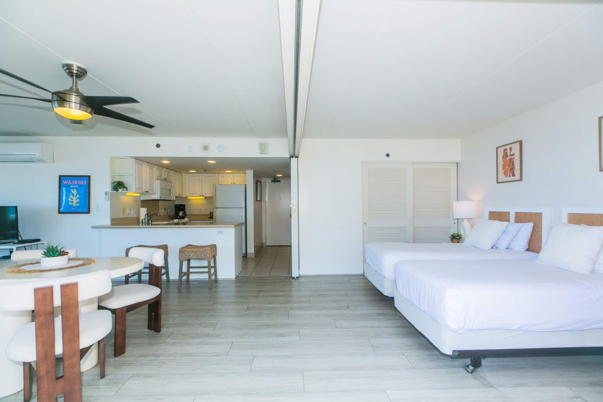 Condo in Honolulu · ★4.73 · 2 bedrooms · 3 beds · 2 baths - Image 9