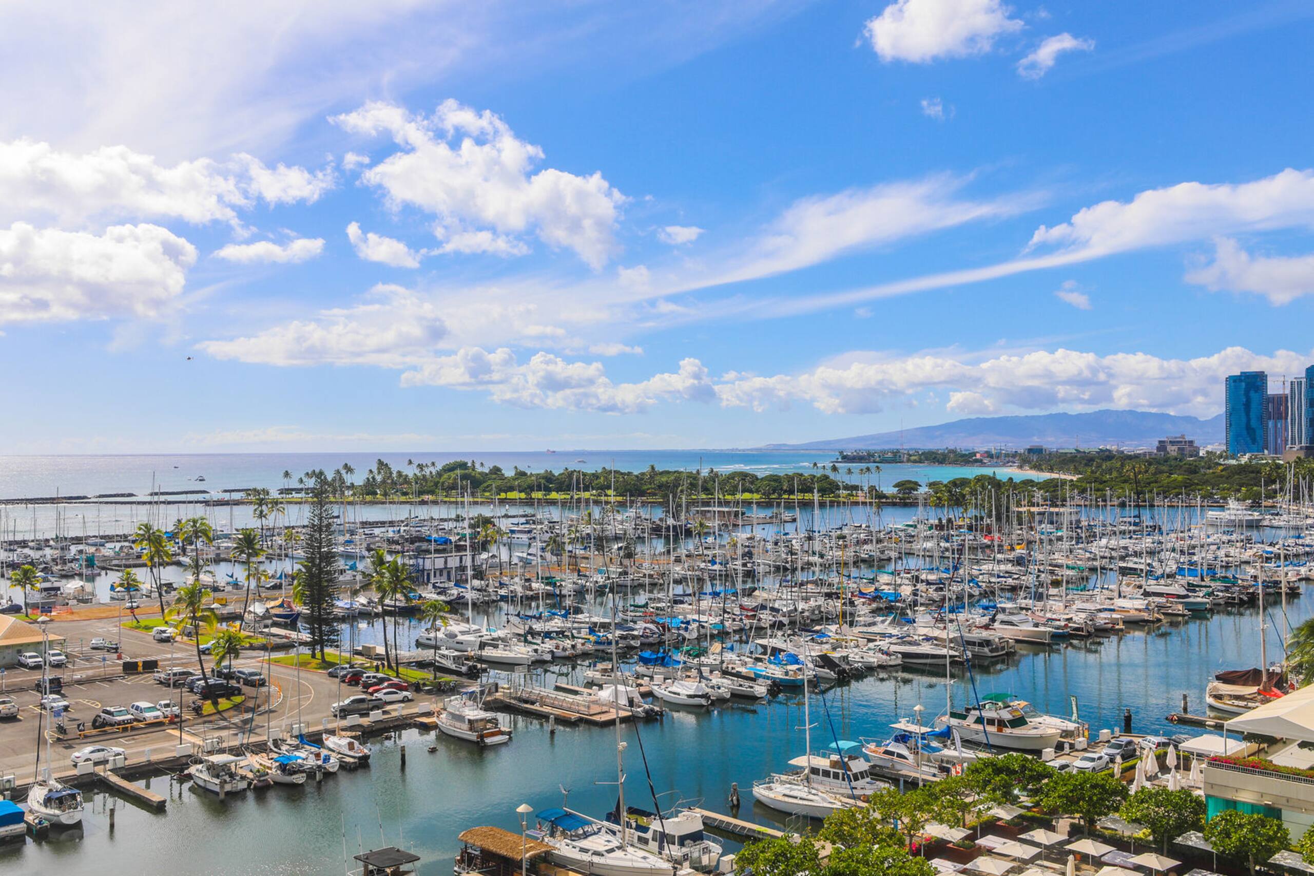 Beautiful Marina Sunset Views at the Ilikai Hotel - Image 10