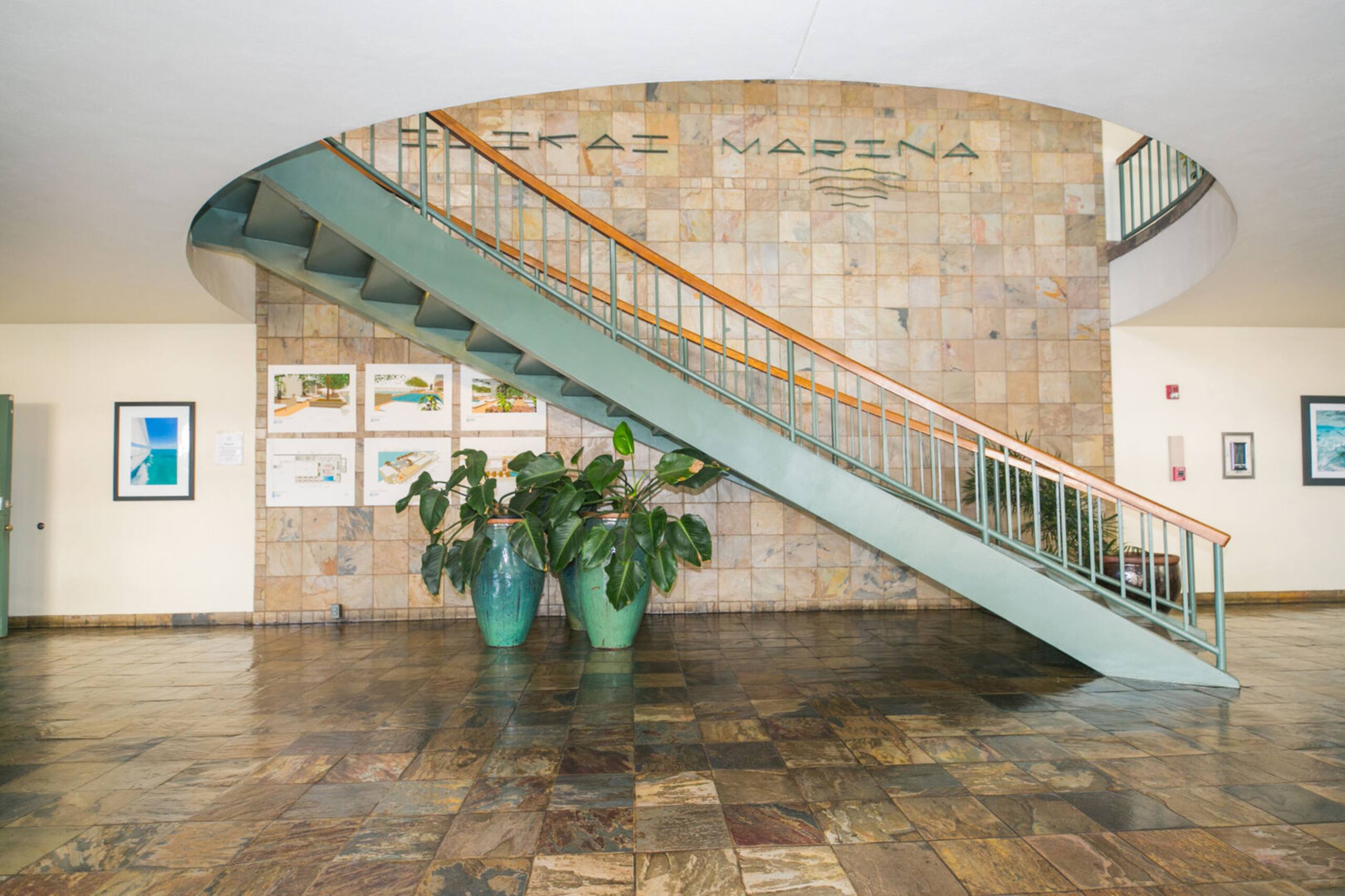 Great Location In Waikiki - Walk to Beach! - Image 14