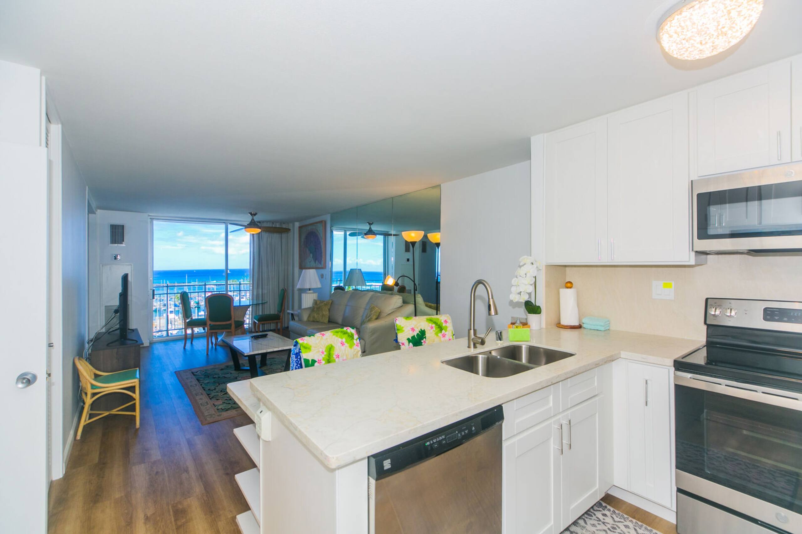 Stunning 180 Degree Ocean Views! Paradise Found! - Image 7