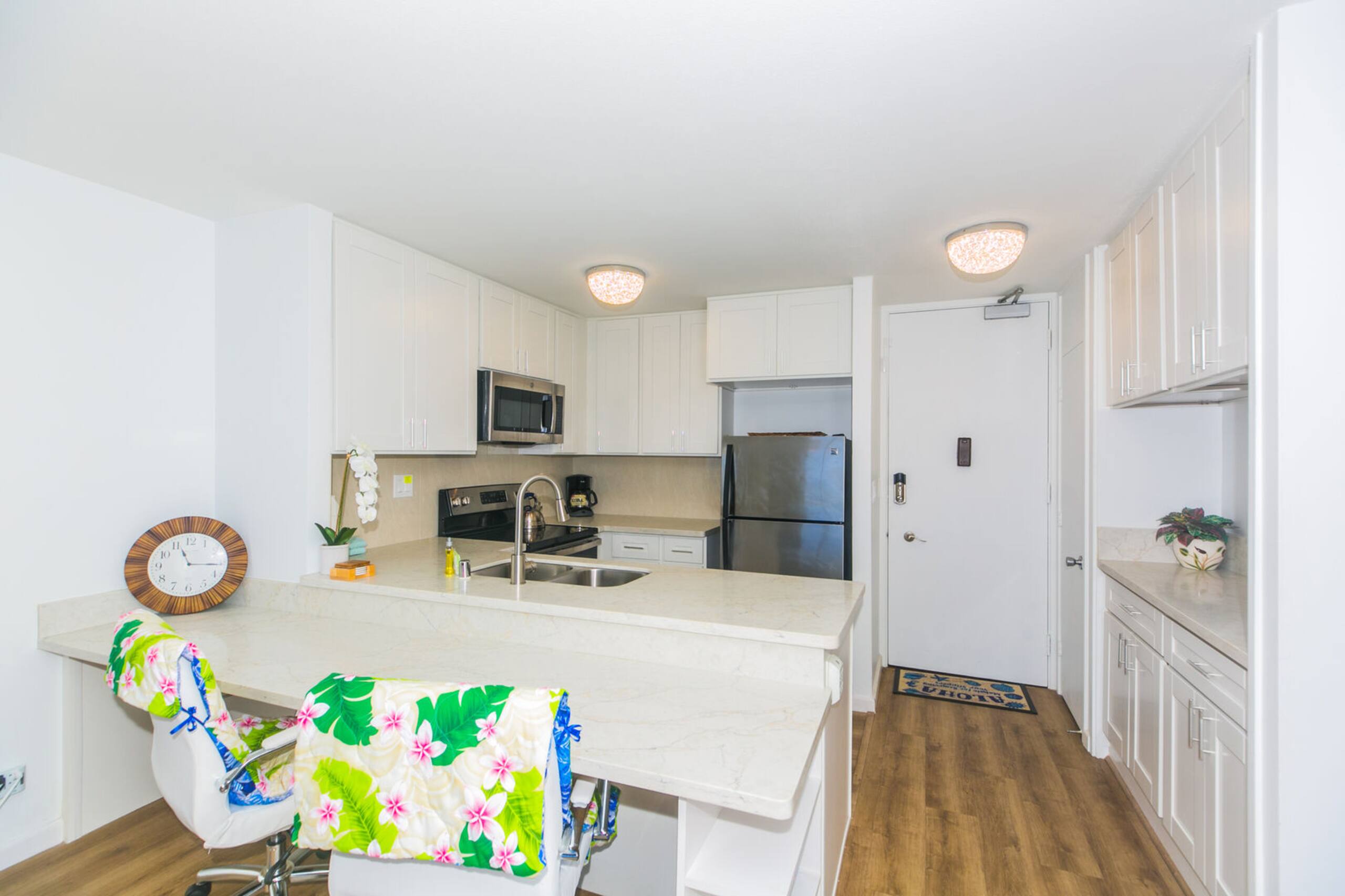 Stunning 180 Degree Ocean Views! Paradise Found! - Image 6