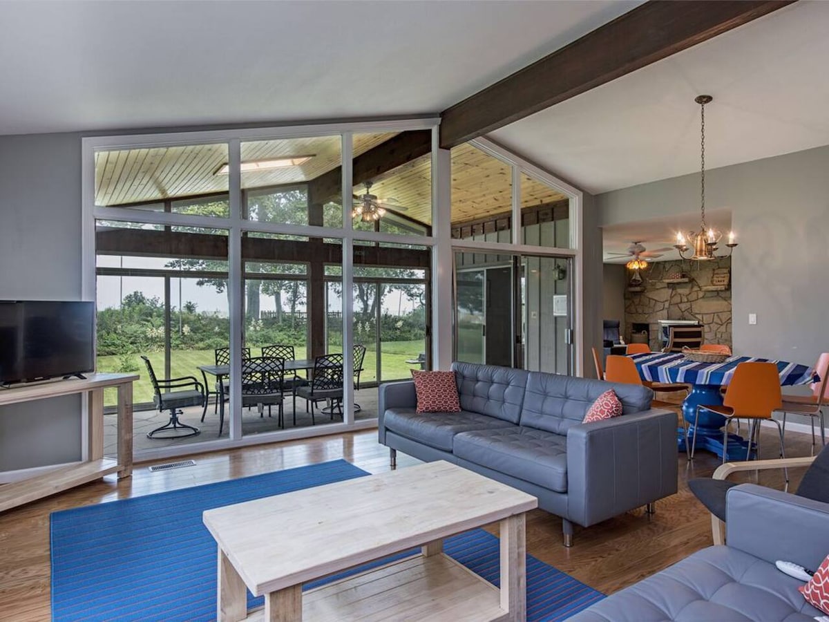 7 BEST VRBO & Airbnb Sandusky Ohio Vacation Rentals