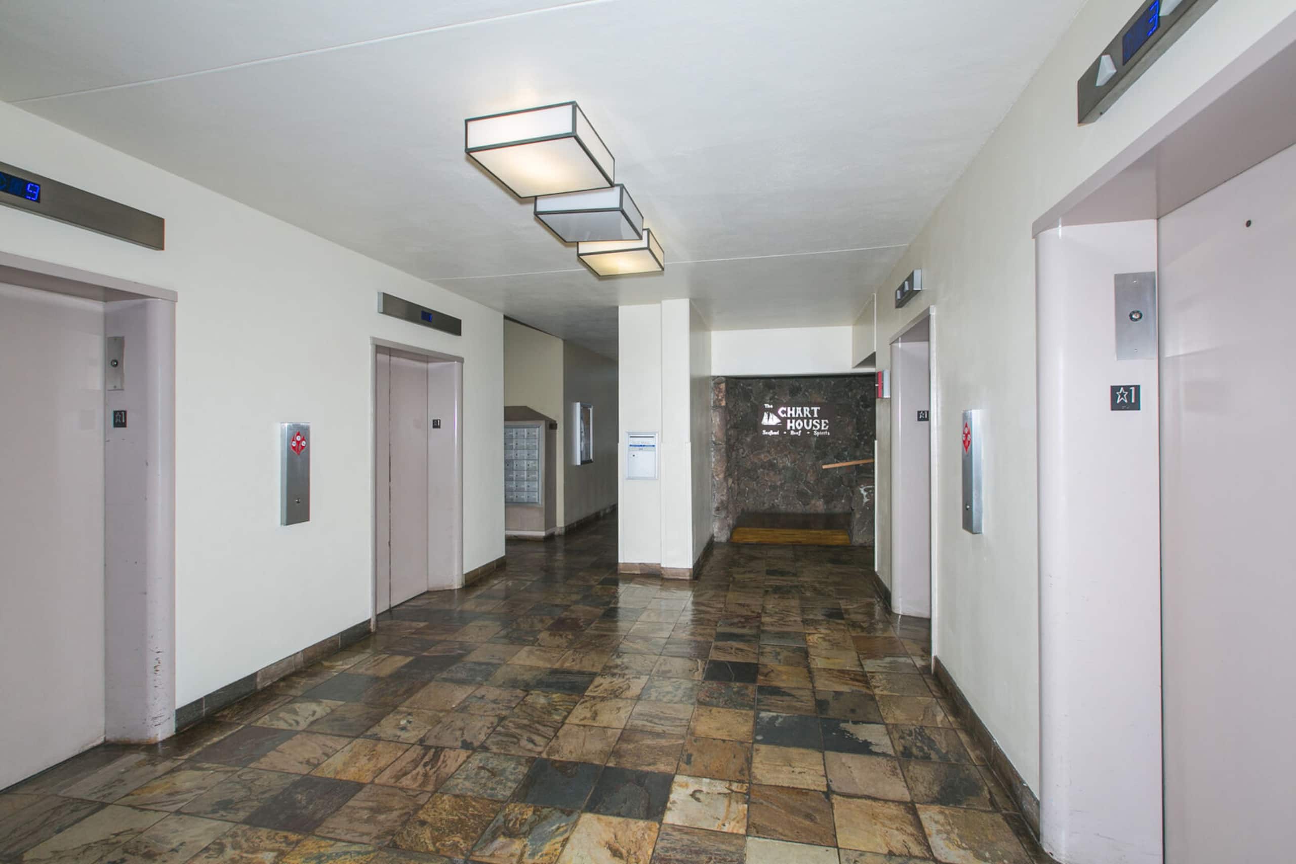 Island Oasis - Minutes to the Beach! - Image 18