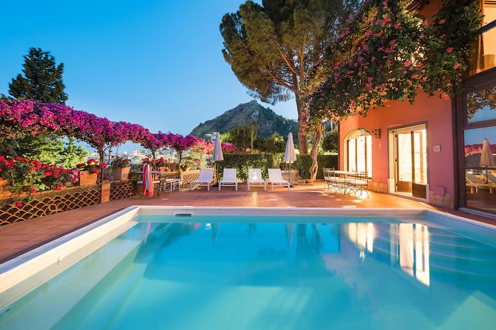 La Boheme - Taormina