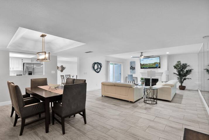 Lorie Torch managed Airbnb listing 1