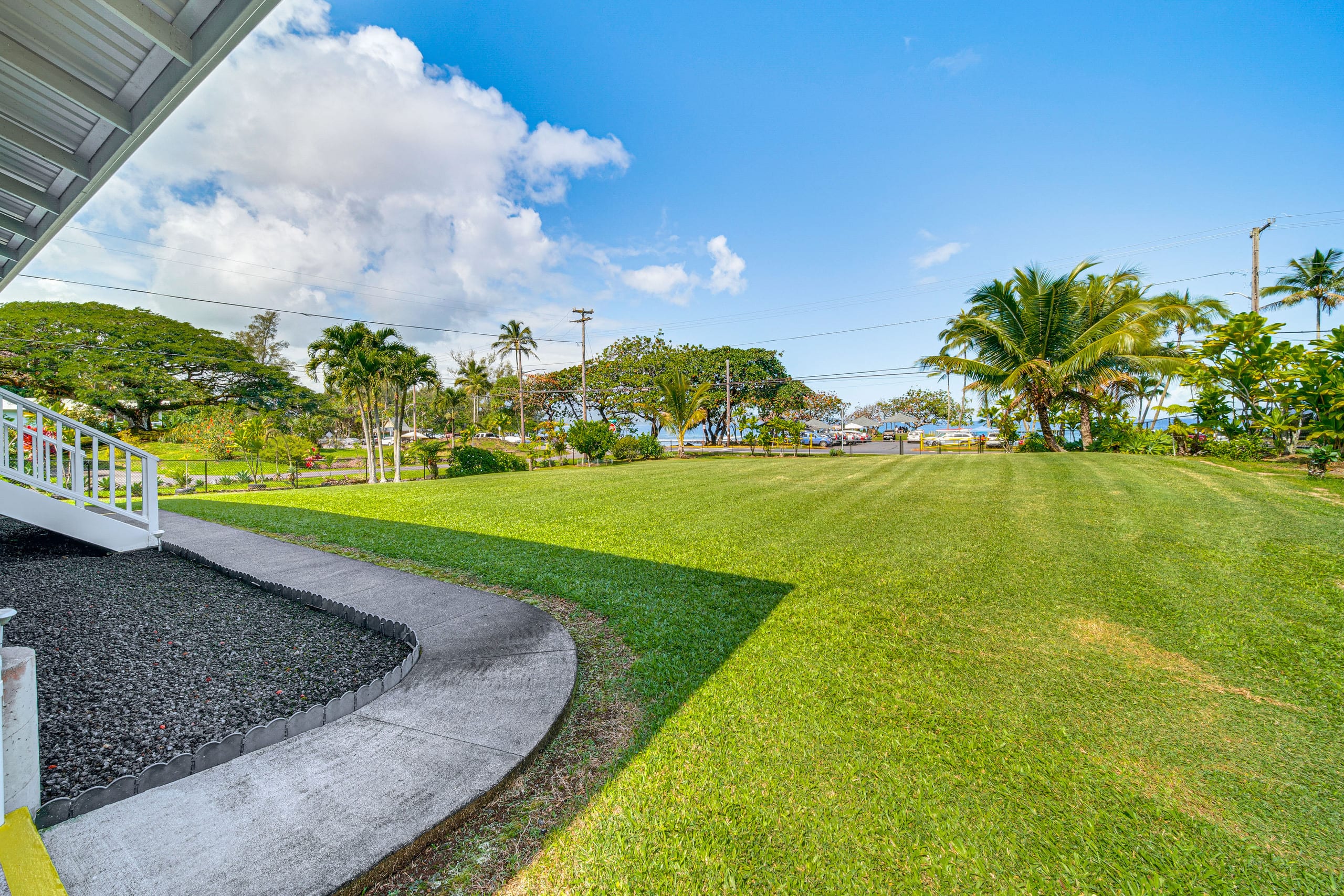 Home in Hilo · ★4.67 · 2 bedrooms · 2 beds · 1 shared bath - Image 20