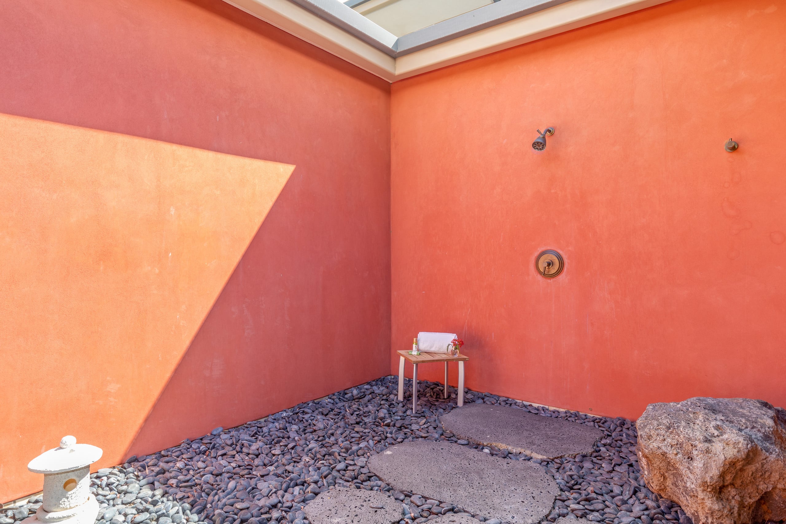 Home in Waimea · ★4.25 · 4 bedrooms · 6 beds · 6.5 baths - Image 37