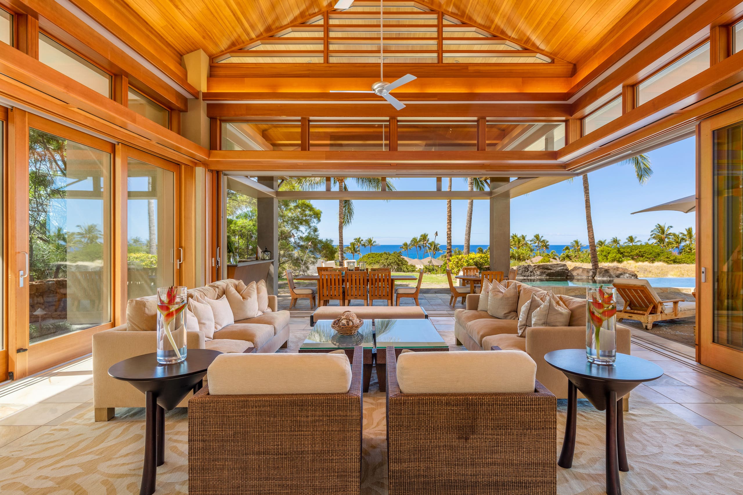 Home in Waimea · ★4.25 · 4 bedrooms · 6 beds · 6.5 baths - Image 2
