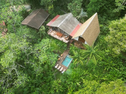 Rare Luxury Villa & Casitas, Pool, Bocas del Toro.