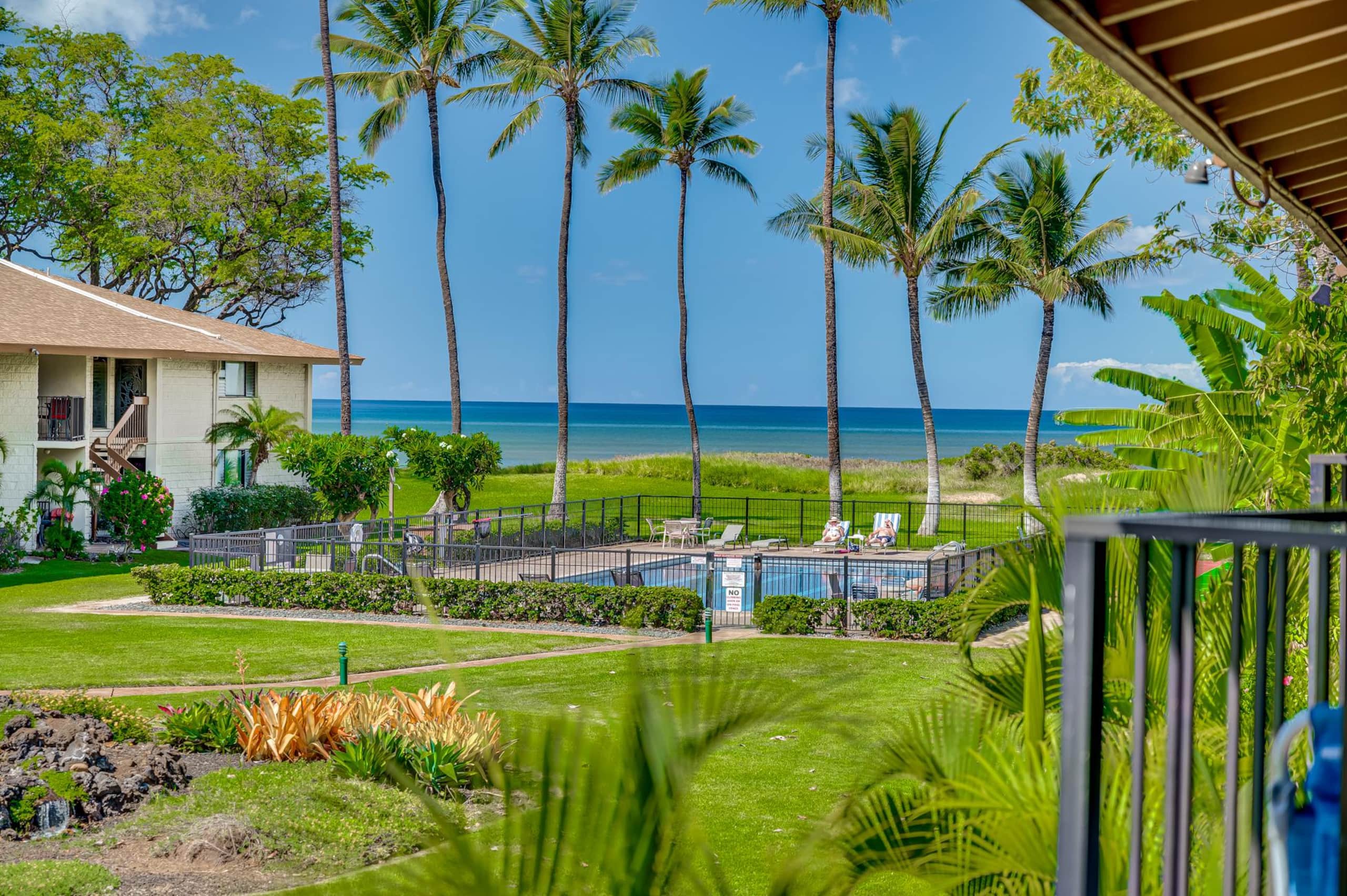 Condo in Kihei · ★4.92 · 1 bedroom · 2 beds · 1 shared bath - Image 26