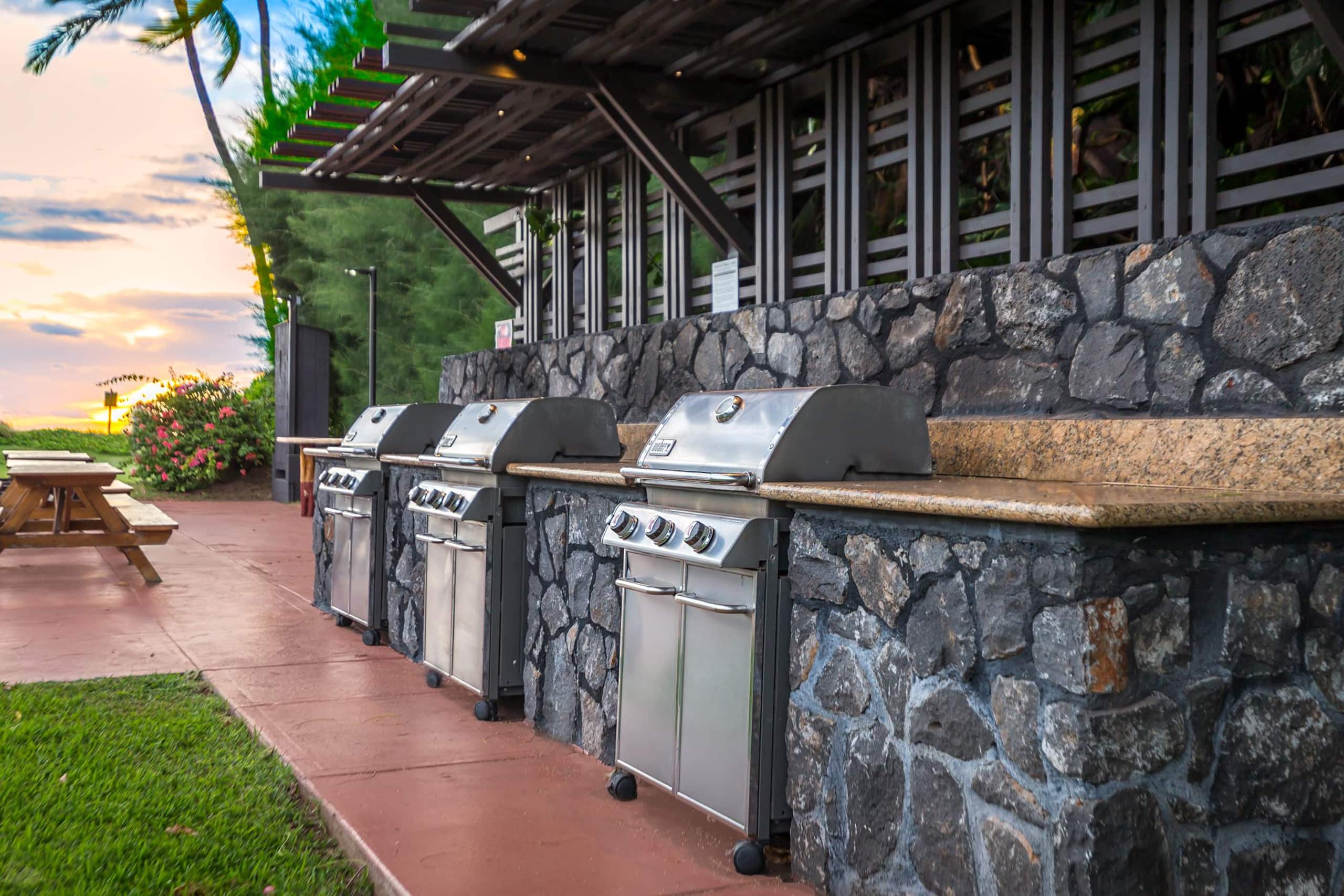 Condo in Kihei · ★4.92 · 1 bedroom · 2 beds · 1 shared bath - Image 16