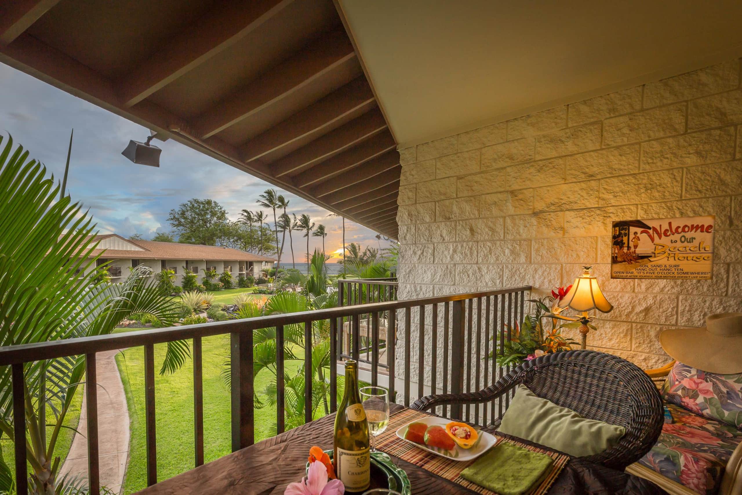 Condo in Kihei · ★4.92 · 1 bedroom · 2 beds · 1 shared bath - Image 11